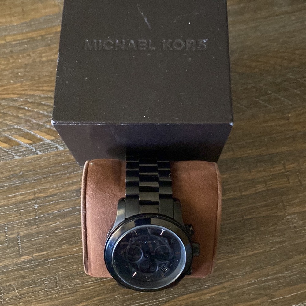 Michael Kors Watch- Black - Picture 2 of 5